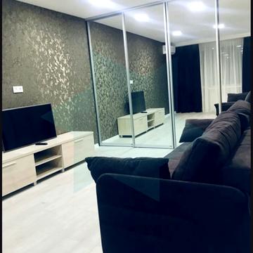 Паторжинського вул., 3