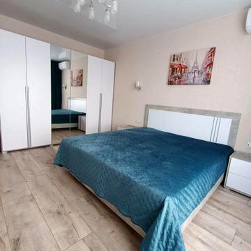 Краківська вул., 27