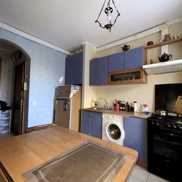 Озерна вул., 4