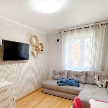 Тульчинська вул., 7