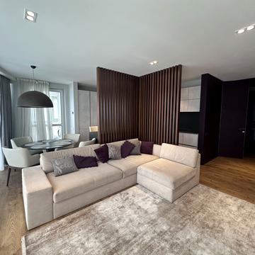 Зарічна вул., 1-Б