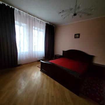 Жилянська вул., 30-А