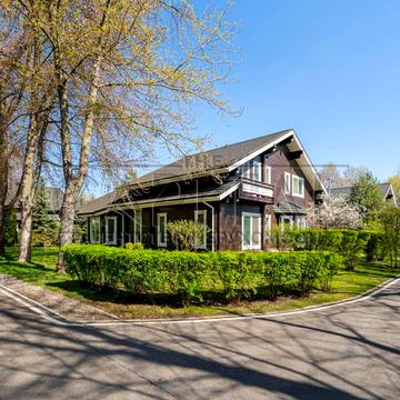 Квіткова, 19