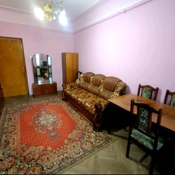 Житомирська вул., 6