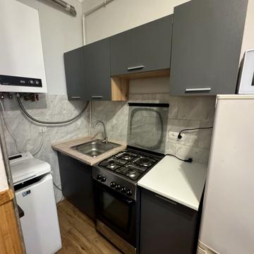 Колодійська вул., 11