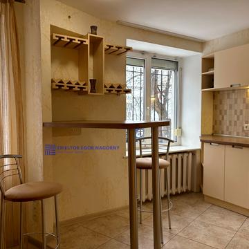 Науки просп. (Гагаріна), 3