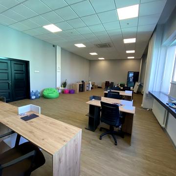 Наукова вул., 7а