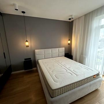 Пасічна вул., 154е