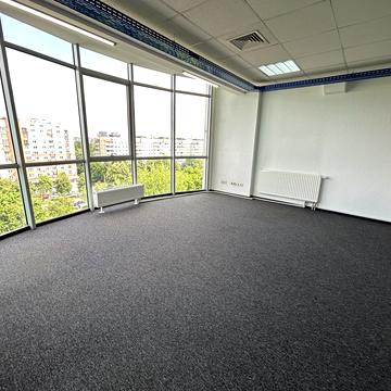 Наукова вул., 7б