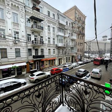 Софіївська вул., 3-Б