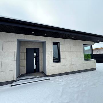 Ювілейний пров., (вул. Дивовижна, 2)