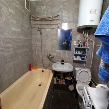 Панаса Мирного вул., 33