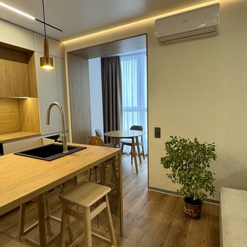 Панаса Мирного вул., 1