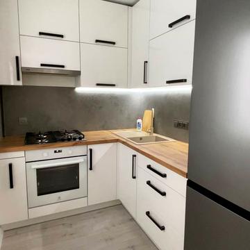 Козача вул., 39