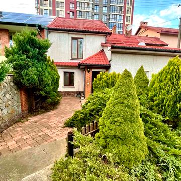 Зелена вул., 271в