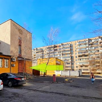 Рональда Рейгана вул., 24