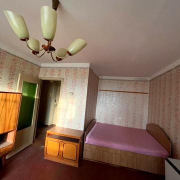 Старошишківська вул., 12