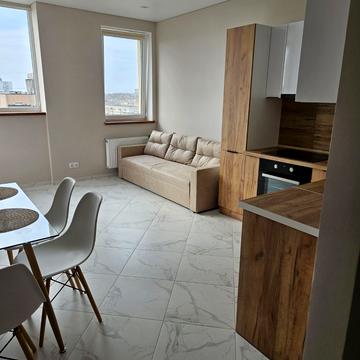 Євгена Чикаленка вул., (Будинок)