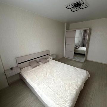 Європейська вул., 17