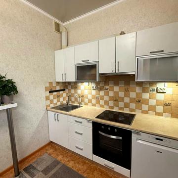 Пантелеймонівська вул., 88/1