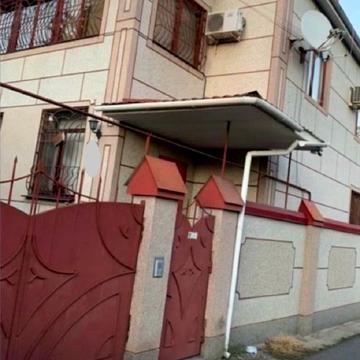 Паркова вул.