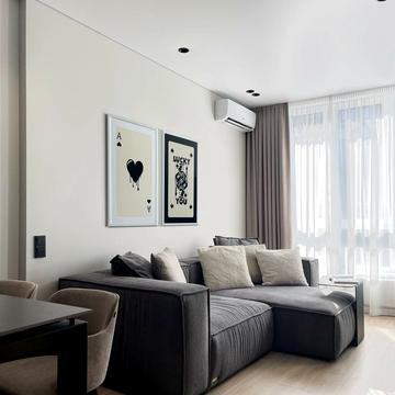 Салютна вул., 2к18