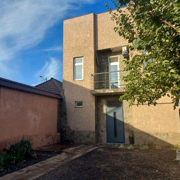 Студентський 2-ий пров.