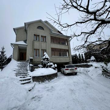 Сагайдачного вул., 20