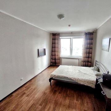 Софії Русової вул., 1