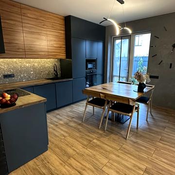 Озерна вул.