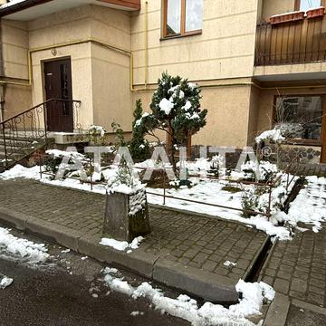 Павла Тичини вул., 2-А