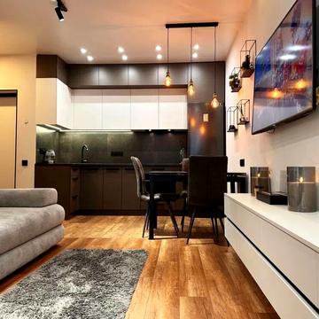 Зарічна вул., 4 к2