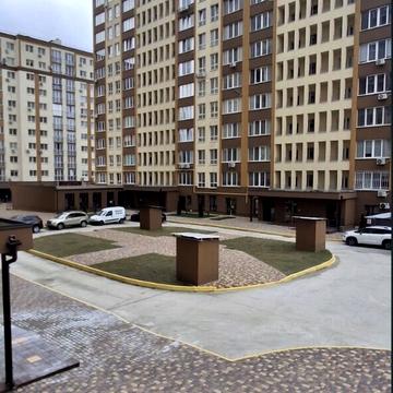 Лесі Українки вул., 62