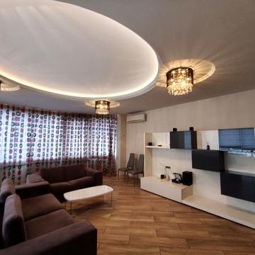 Генуезька вул., 5