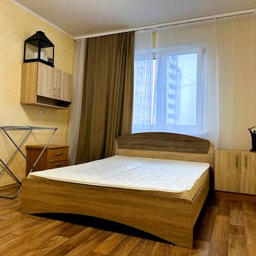 Урлівська вул., 38