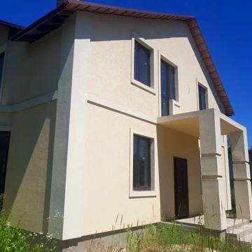 Центральна вул.