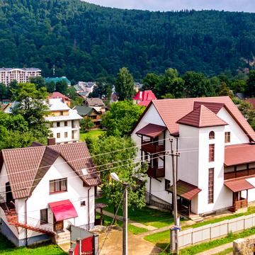 Щудравого, 42