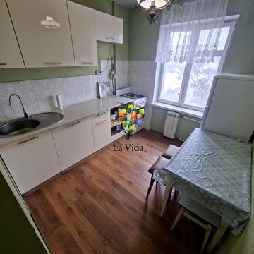 Петропавлівська вул., 14