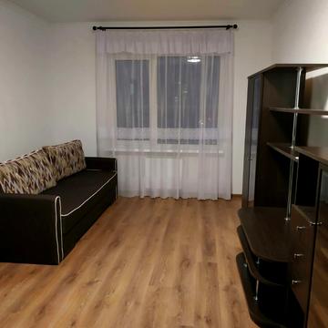 Бориса Гмирі вул., 16