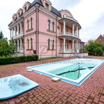 Виноградна вул., 1