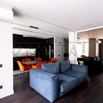 Микільсько-Слобідська вул., 8