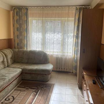 Петра Ніщинського вул., 10