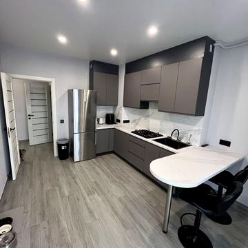 Повітряна вул., 78