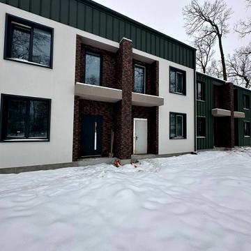 Варшавська вул.