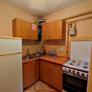 Незалежної України вул. (40 років Радянської України), 73