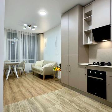 Соборна вул., 9