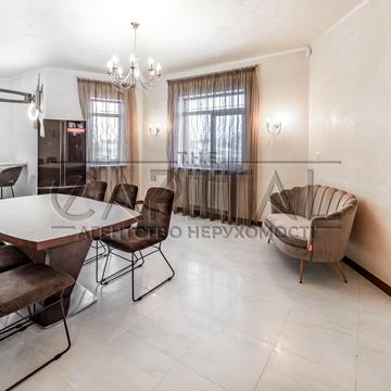 Лугова вул., 32а