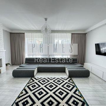 Центральна вул.