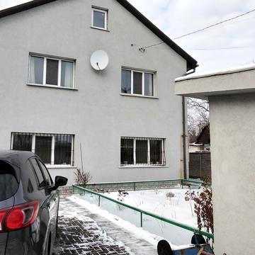 Набережно-Корчуватська вул., 34 а