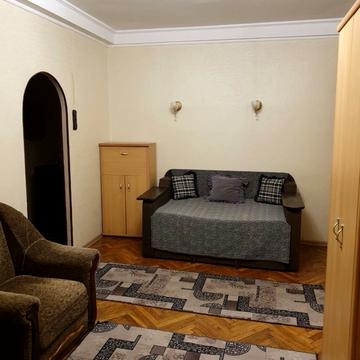 Олександра Лазаревського вул. (Мініна), 3